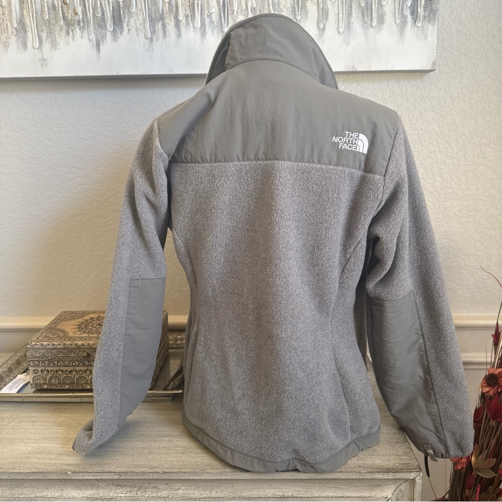 NWT The North Face Denali Gray Women's Jacket Size S - Picture 7 of 7